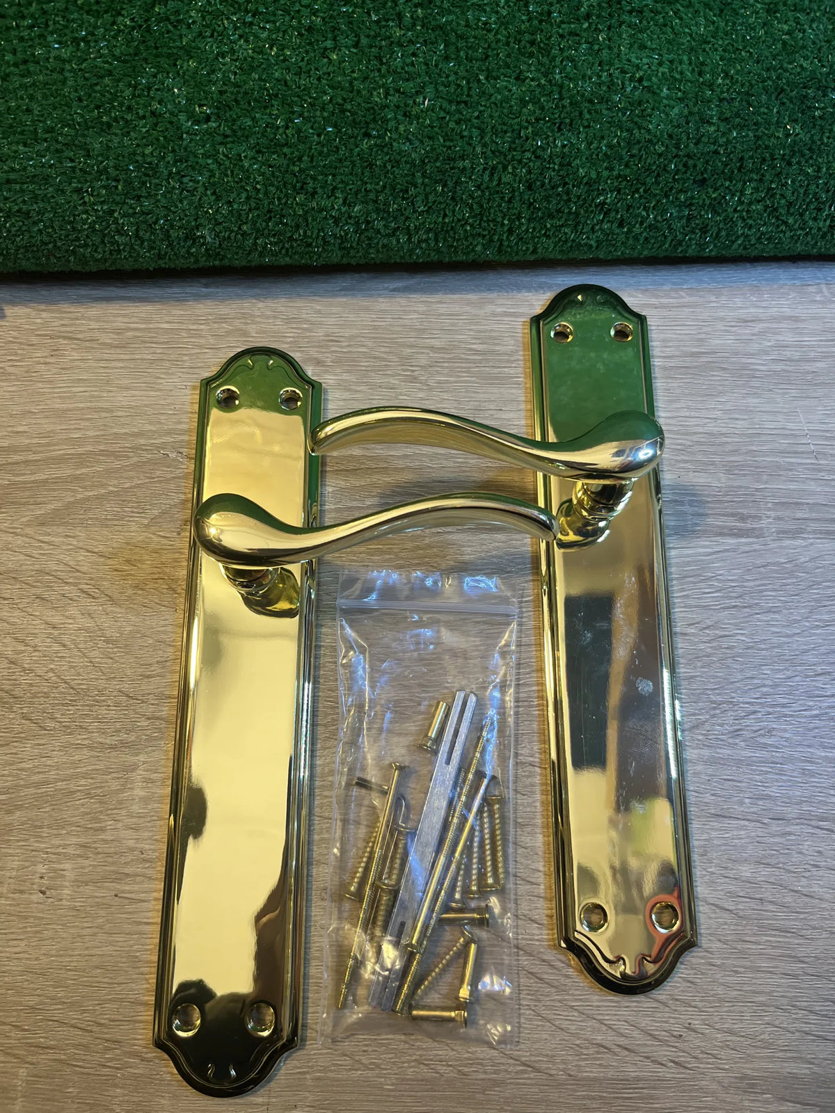 Juego de Manillas con Placa Amig