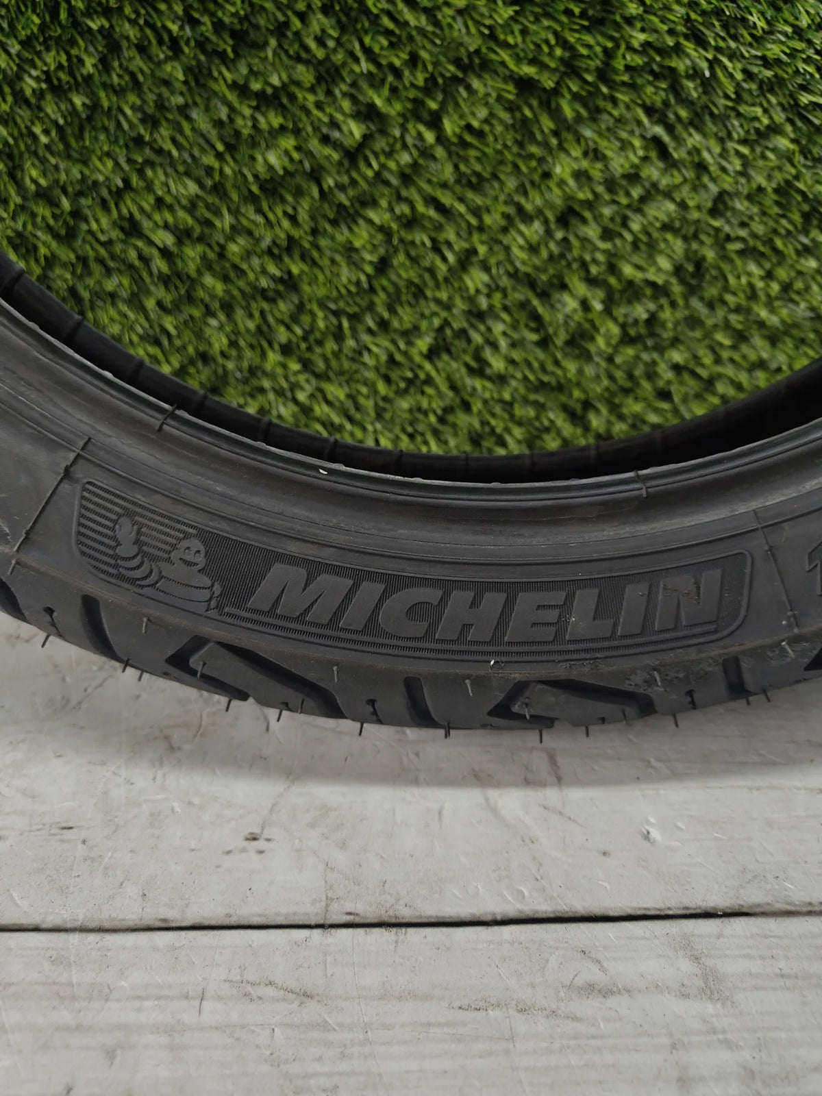 Neumático de moto Michelin 100/80-16