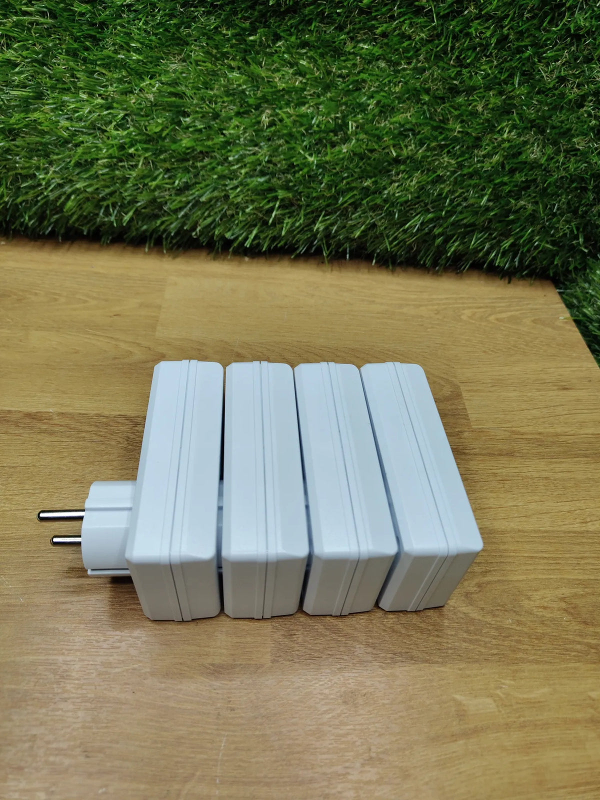 Juego de enchufes controlados SONERO