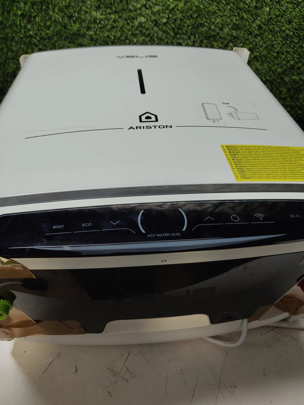 Termo de agua caliente de 25L - Ariston