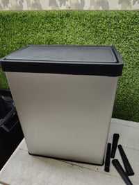 Cubo de basura alto de 54 litros - Curver
