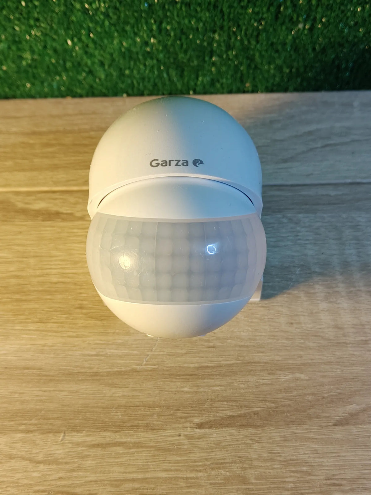 Detector de movimiento por infrarrojos Garza
