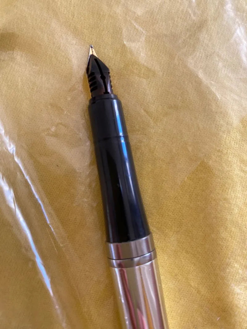 Pentel TRF Elenance Tradio Pluma