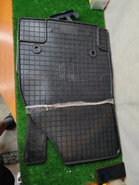 Alfombrillas de goma para MG ZS II (4 uds)