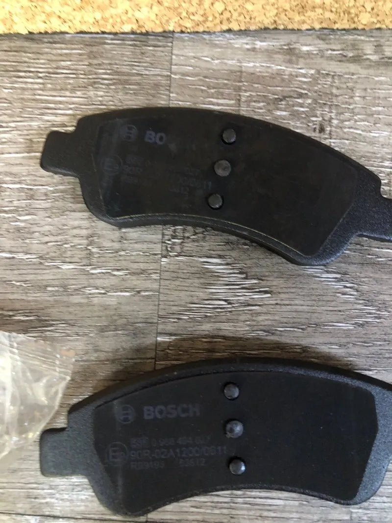 BOSCH 0 986 494 027 Juego de pastillas de freno