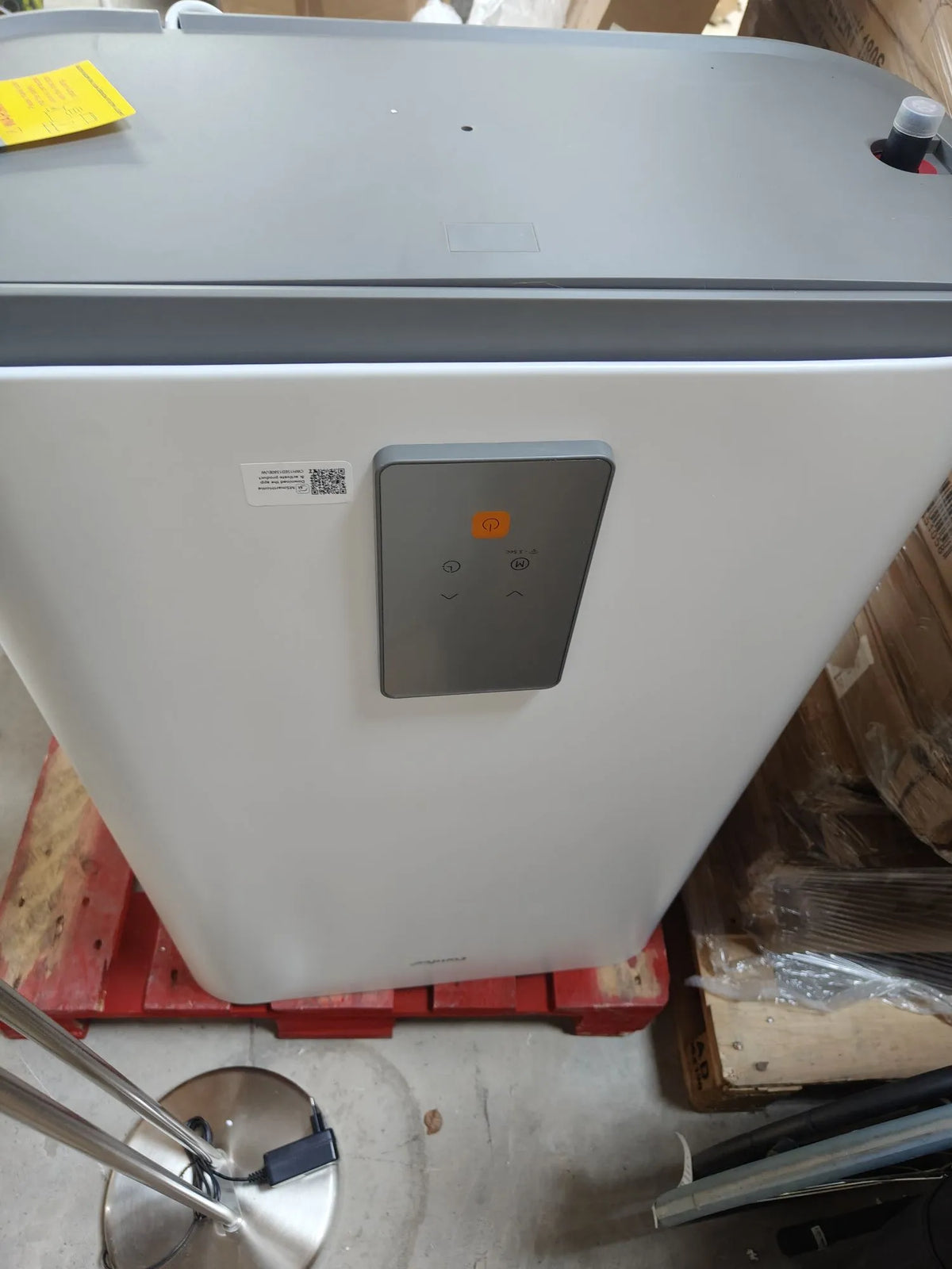 Calentador de pared eléctrico 74L - Comfee