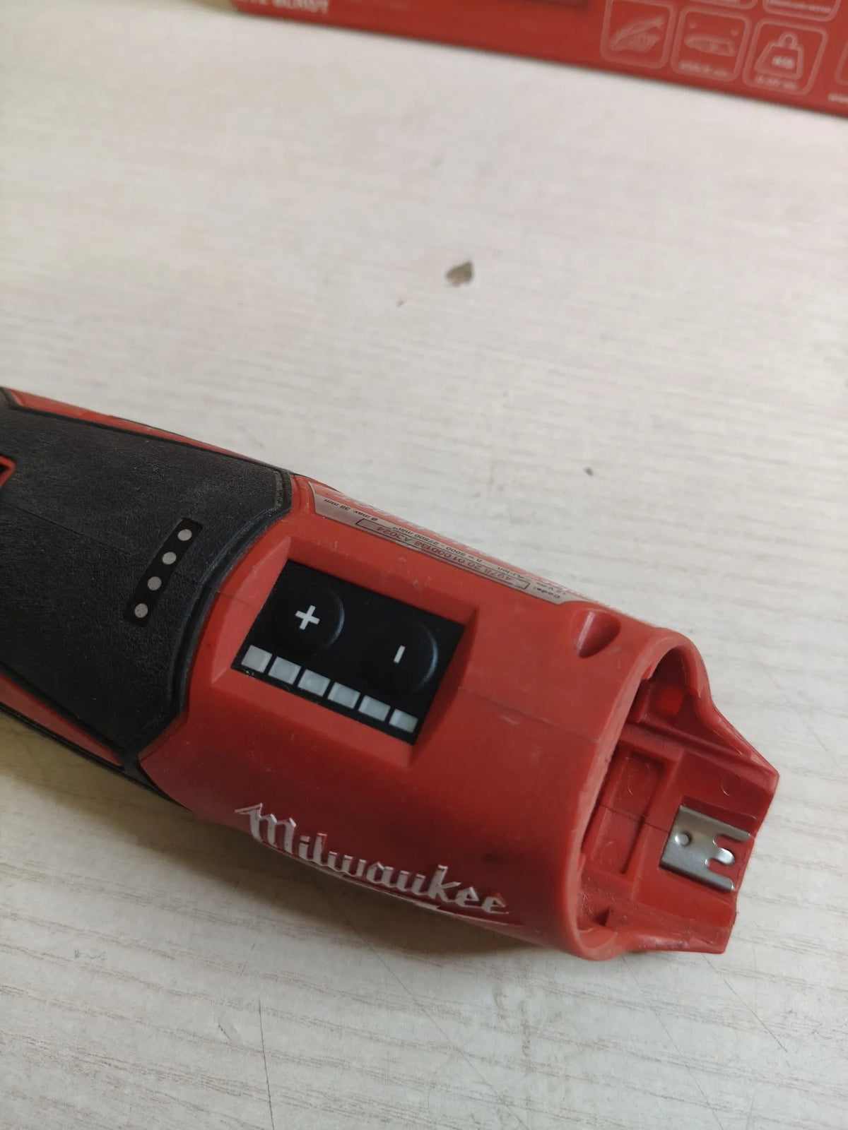Herramienta Multifunción a Batería - MILWAUKEE