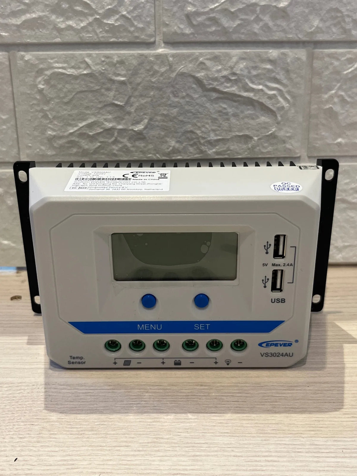 Controlador de carga PWM EPEVER