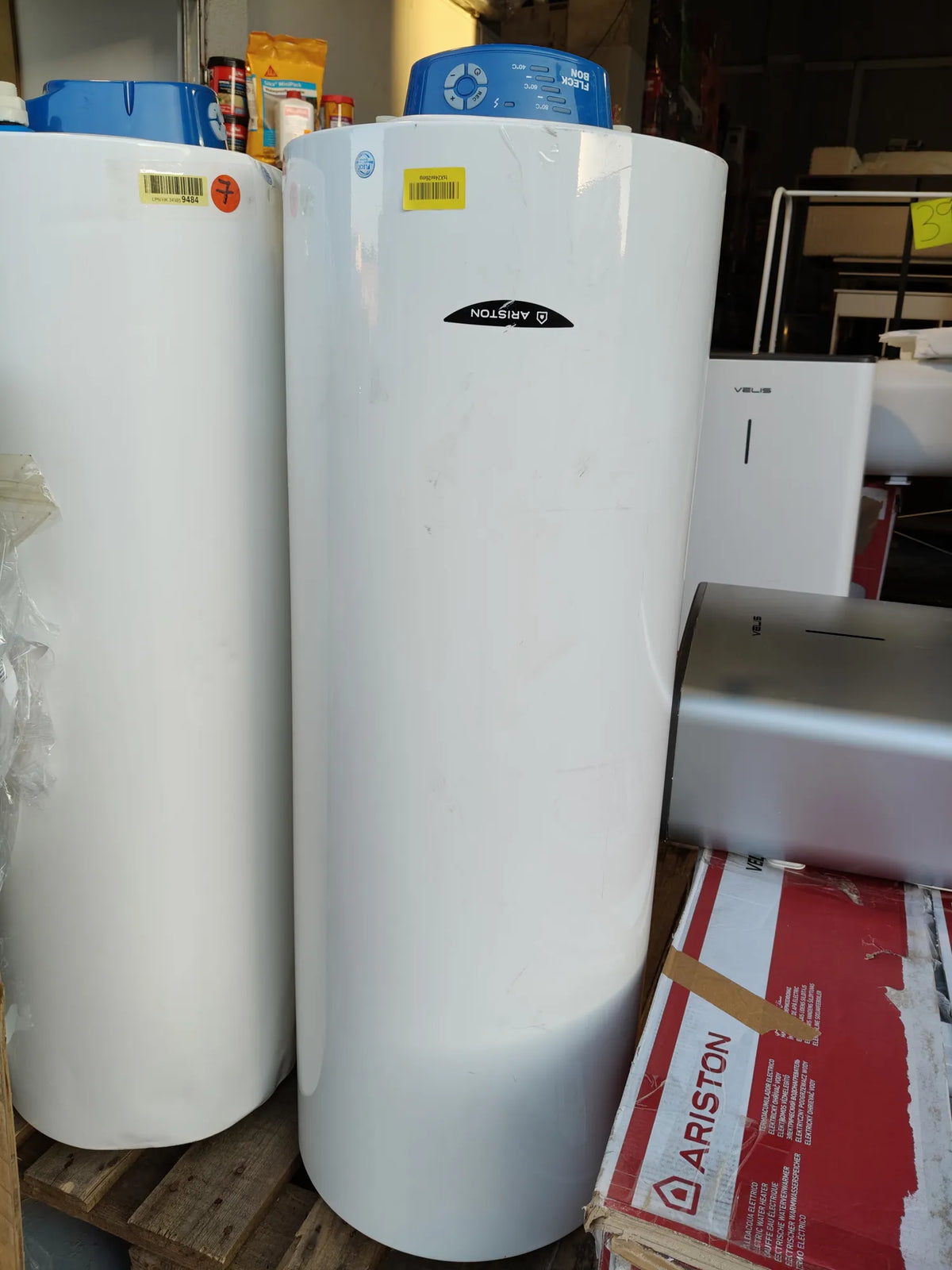Termo Eléctrico 100L - ARISTON