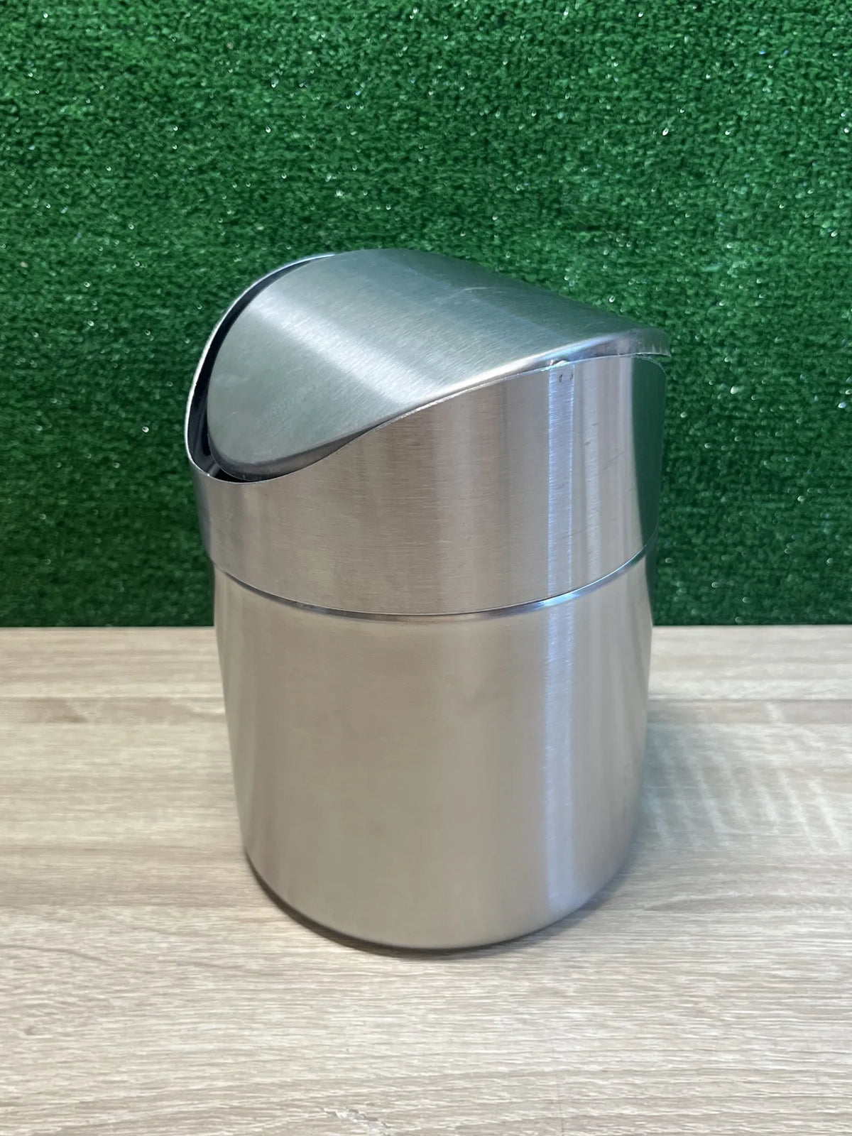 Cubo de Basura de Mesa con Tapa