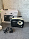 Radio con asa vintage
