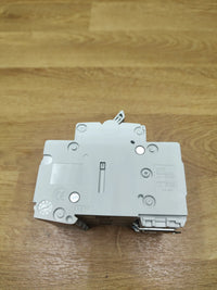 Conmutador modelo 3P 40A