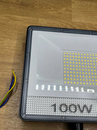 Foco LED con Sensor de Movimiento 100W