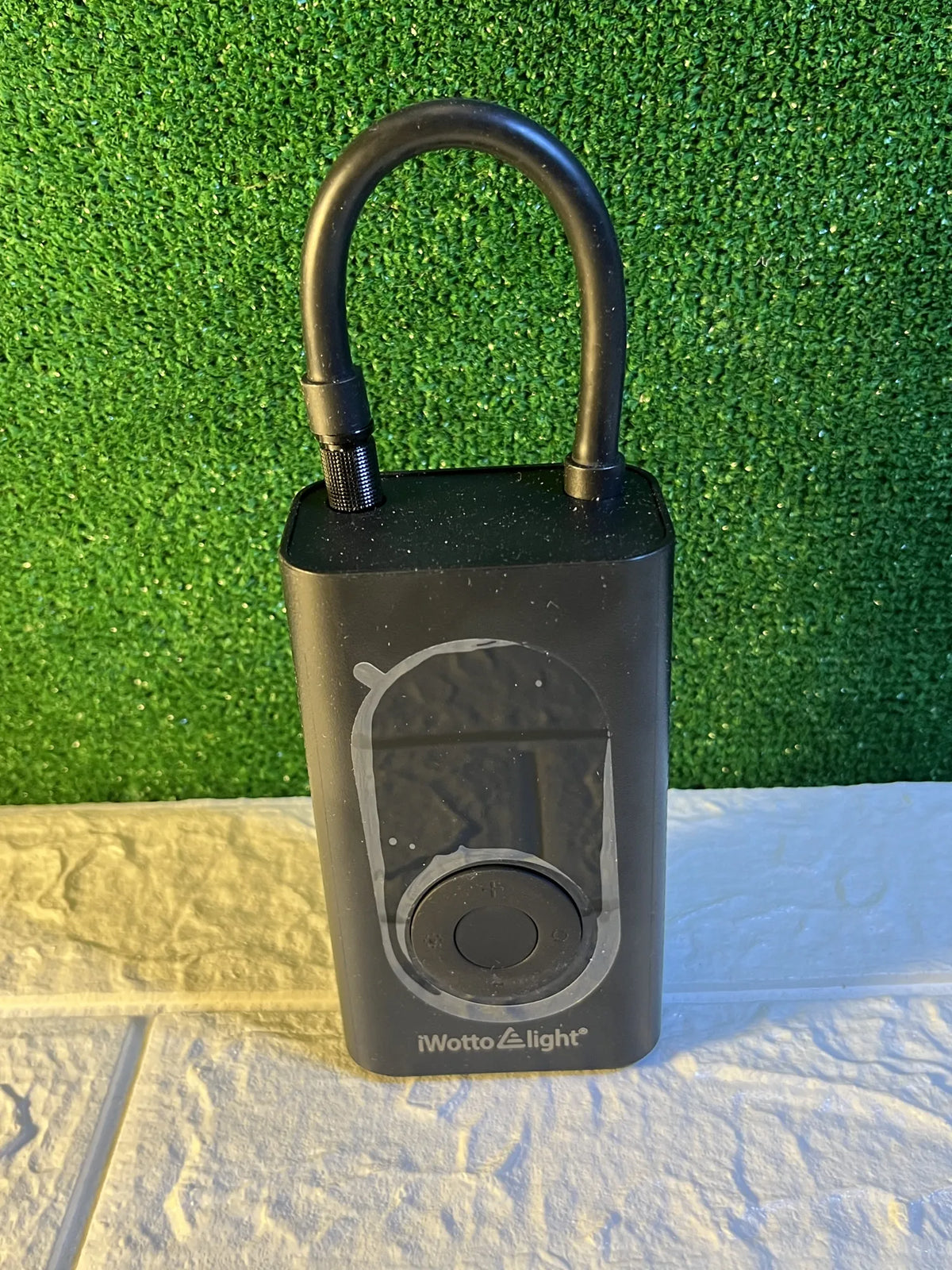 Hinchador Eléctrico portátil + Powerbank iWotto E light