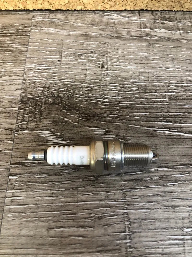 Bujía Champion OE006/T10 OE187/R04