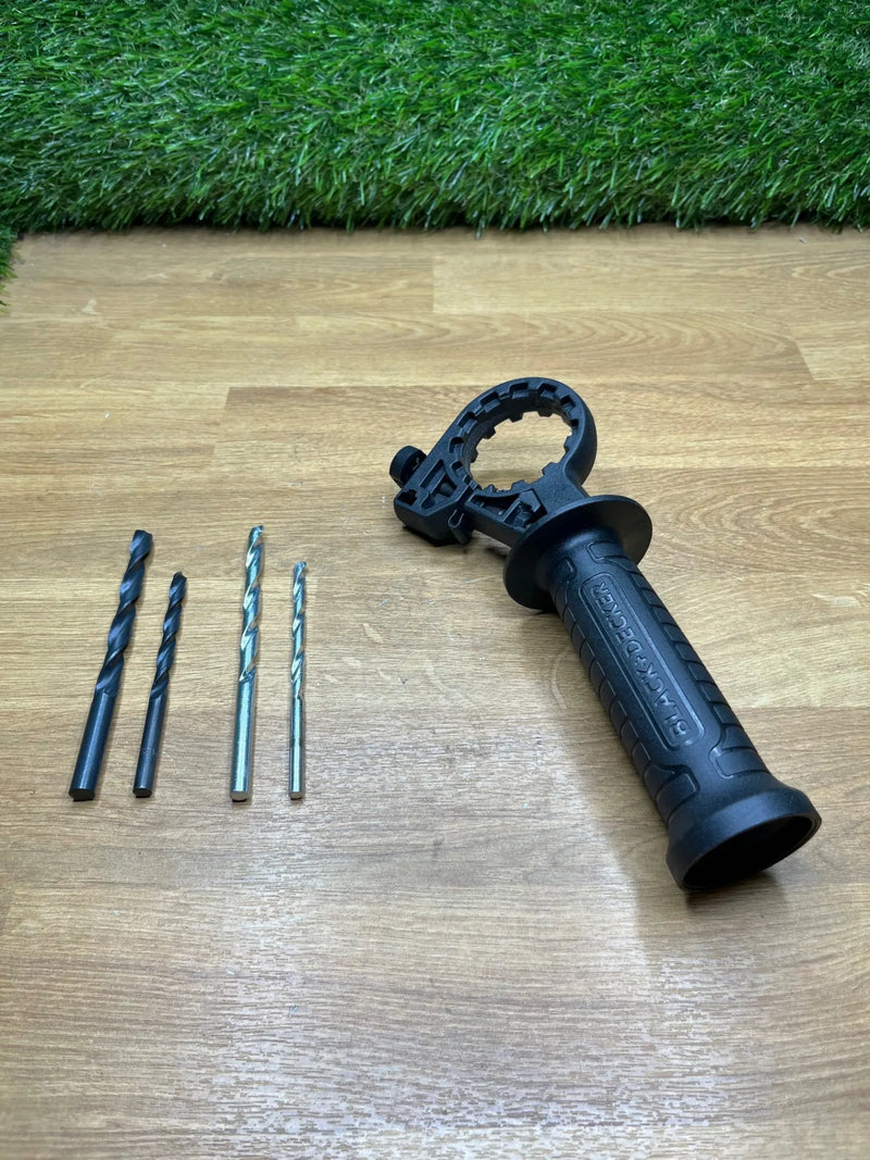 Taladro percutor con cable de alto rendimiento BLACK+DECKER