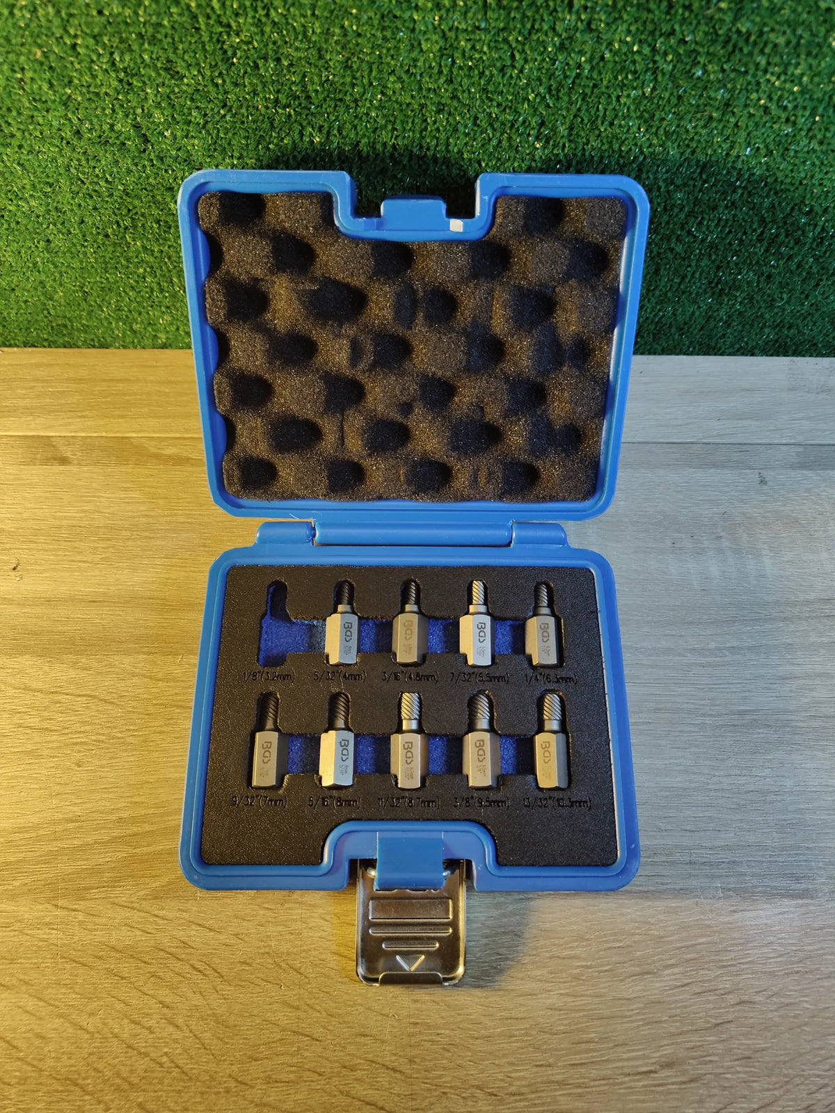 Juego de extractores de tornillos BGS