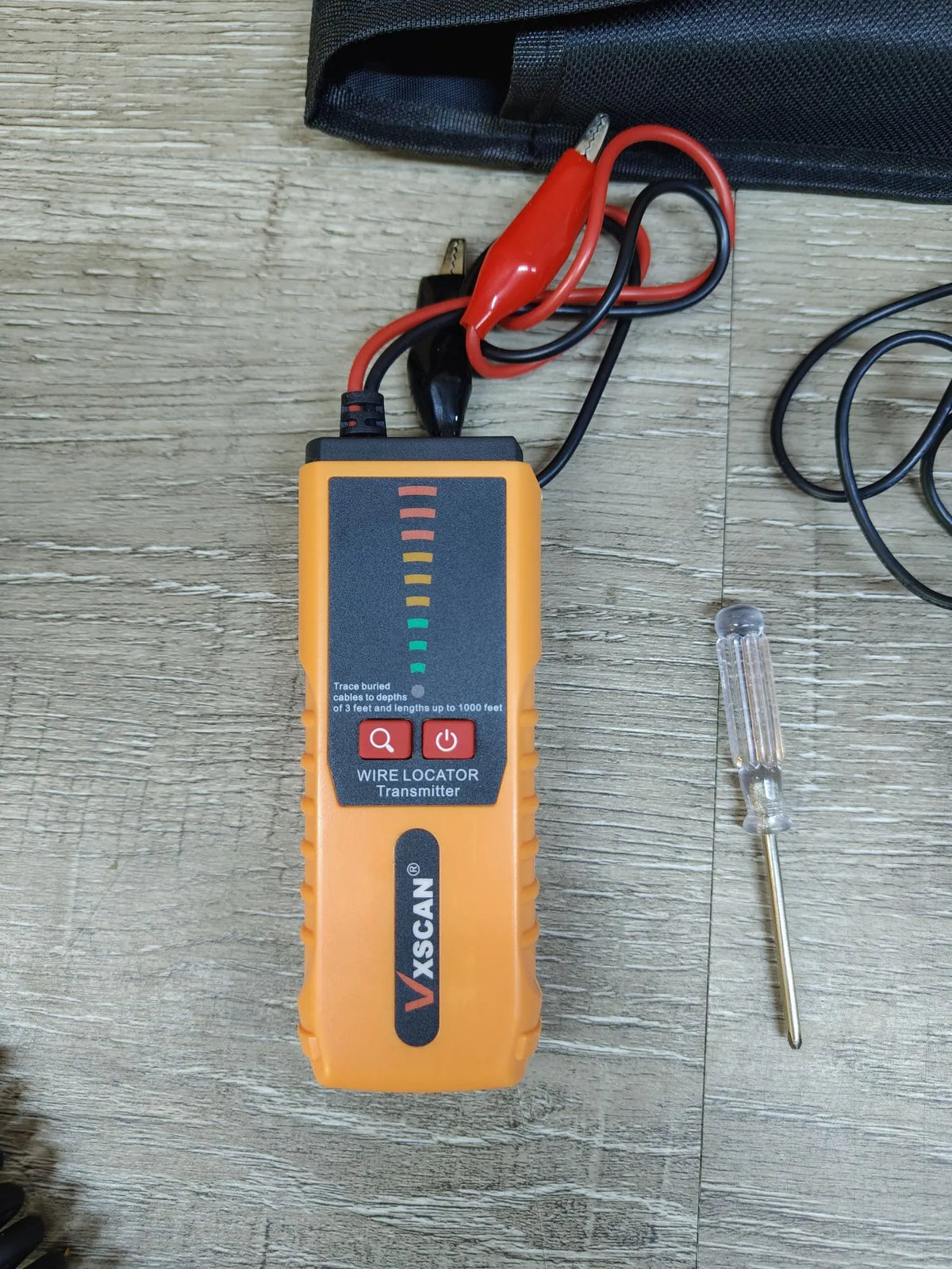 Localizador de Cables Subterráneos F04