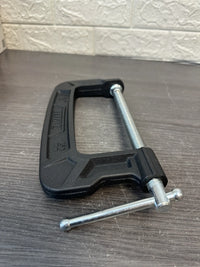 Tornillo de apriete