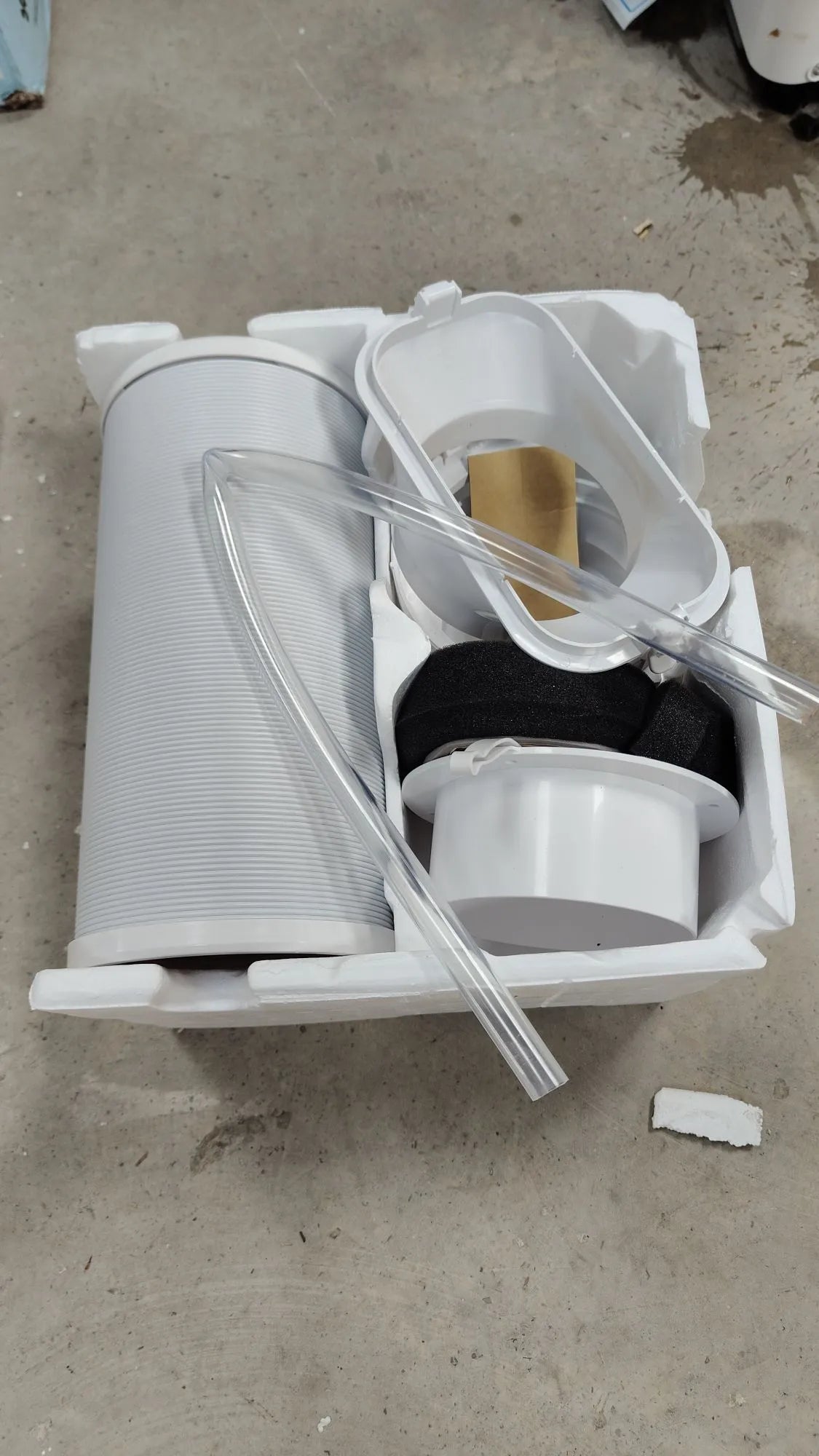 Pingüino Aire Acondicionado Portátil 3 en 1 | 9000 BTU/2250 Frigorías