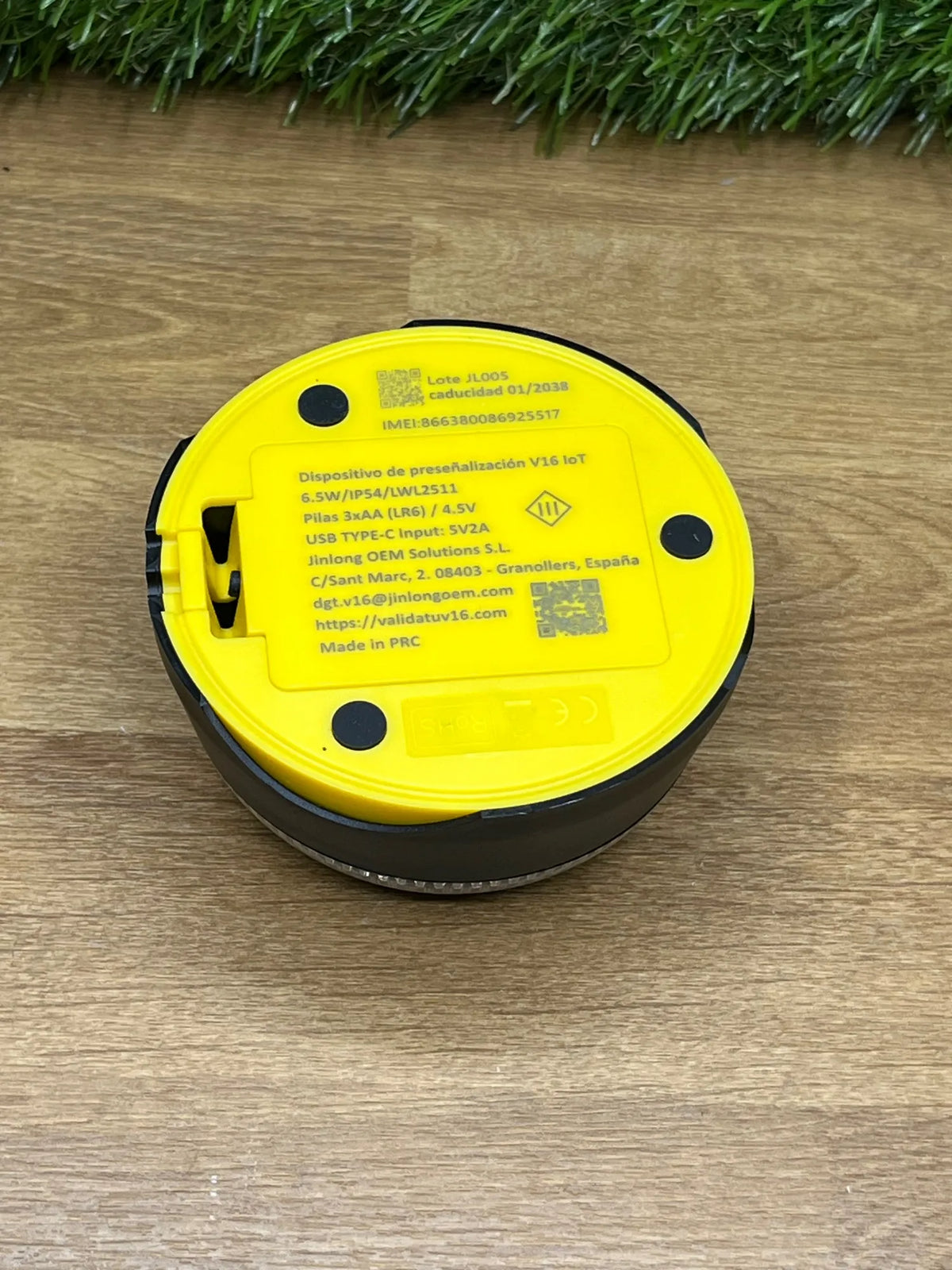 Baliza V16 Homologada DGT con Geolocalizador
