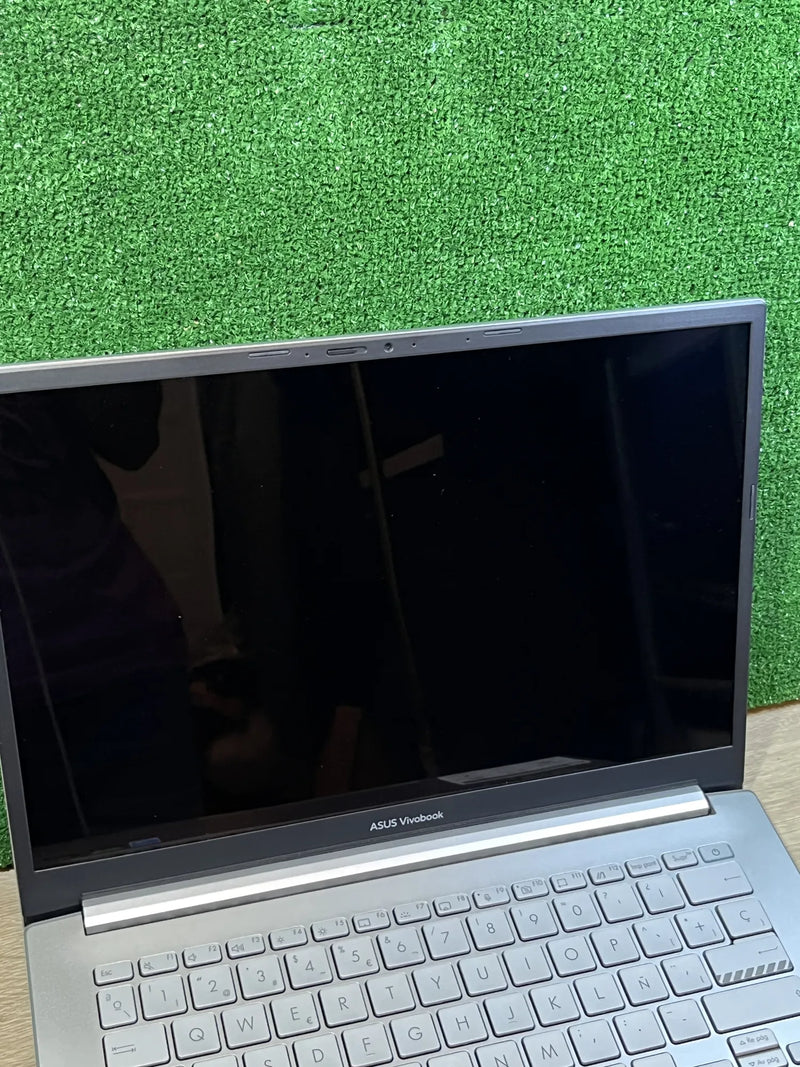 ASUS Vivobook Pro 14 OLED
