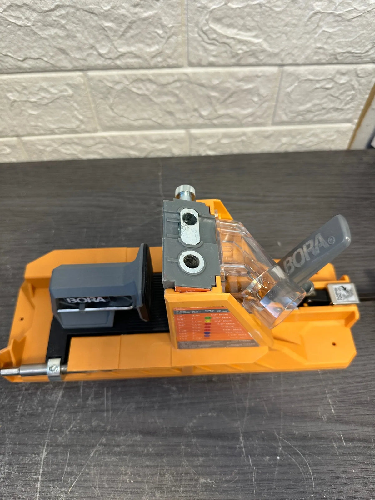 Plantilla de agujeros automática