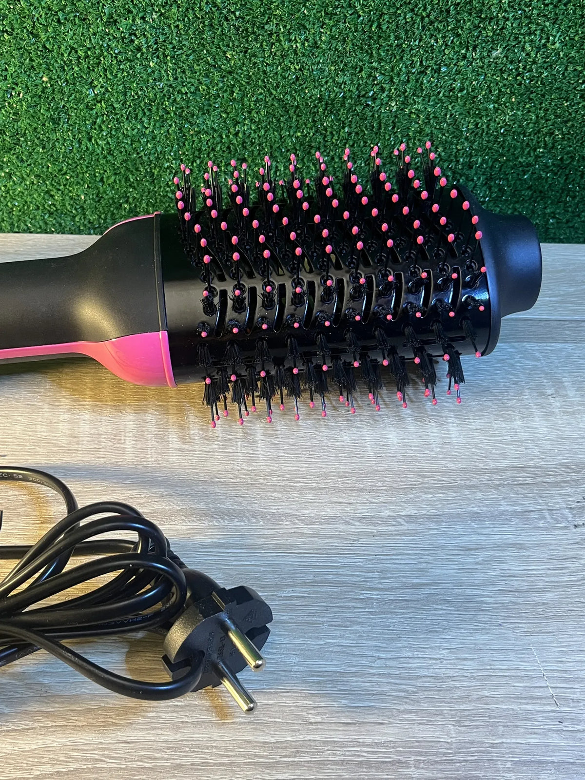 Secador y voluminizador con peine REVLON