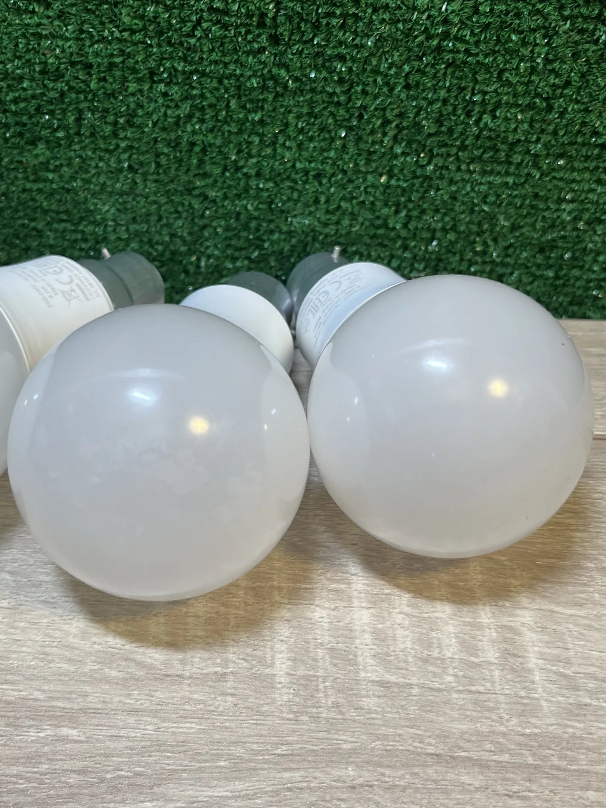 Bombilla LED de 8.5 W Osram