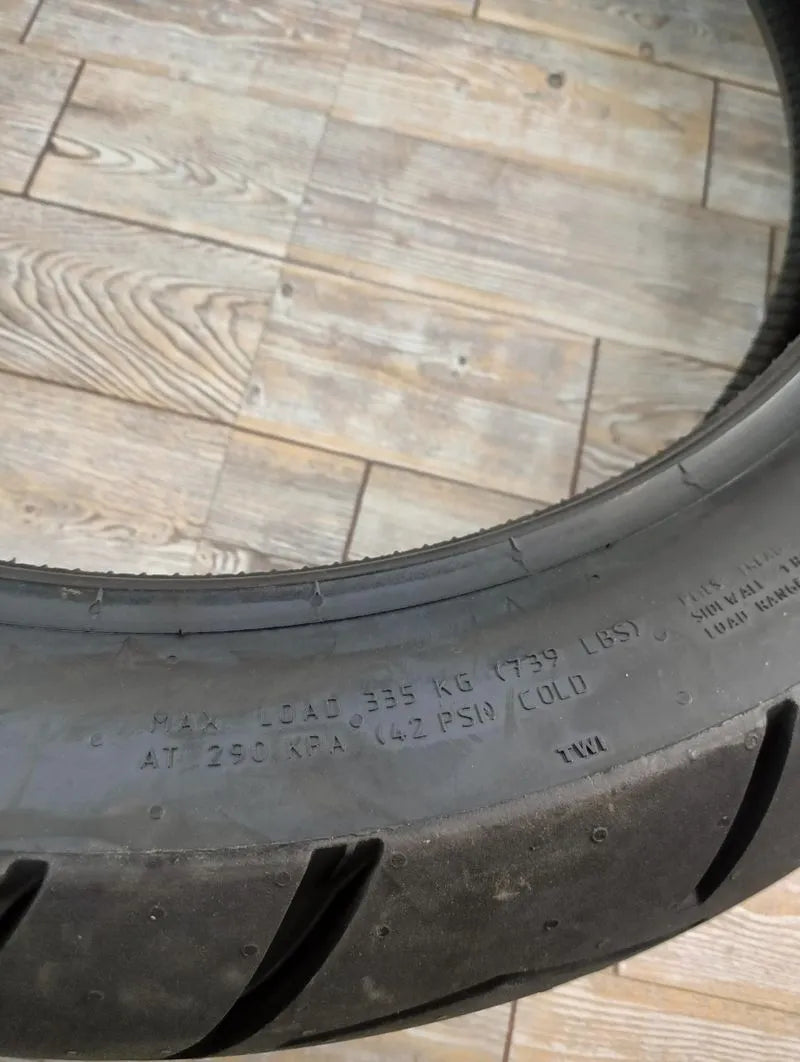 Rueda para moto CONTIROADATTACK 3