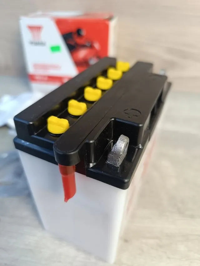 Yuasa YB7-A Yumicron Batería de 12V