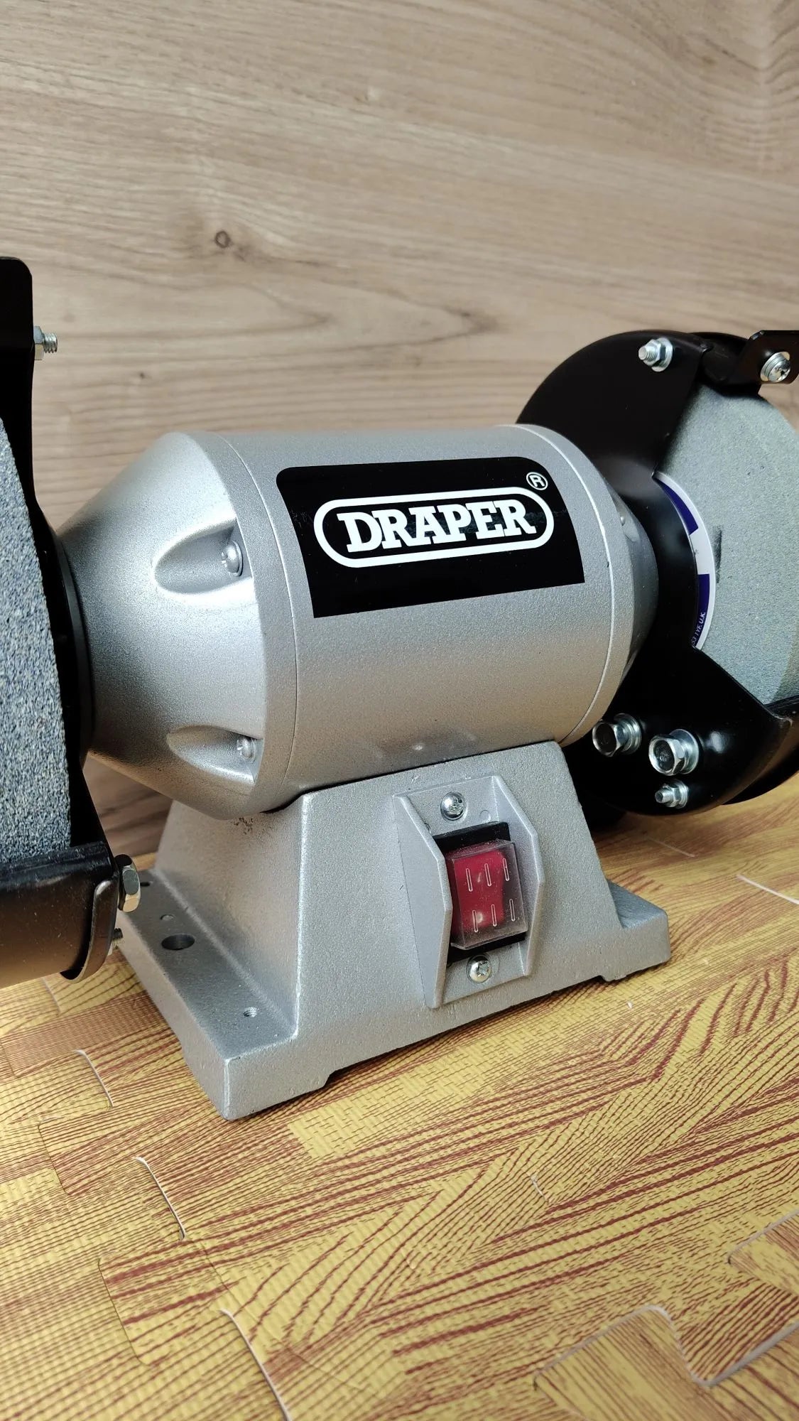Draper 230 voltios banco de la amoladora