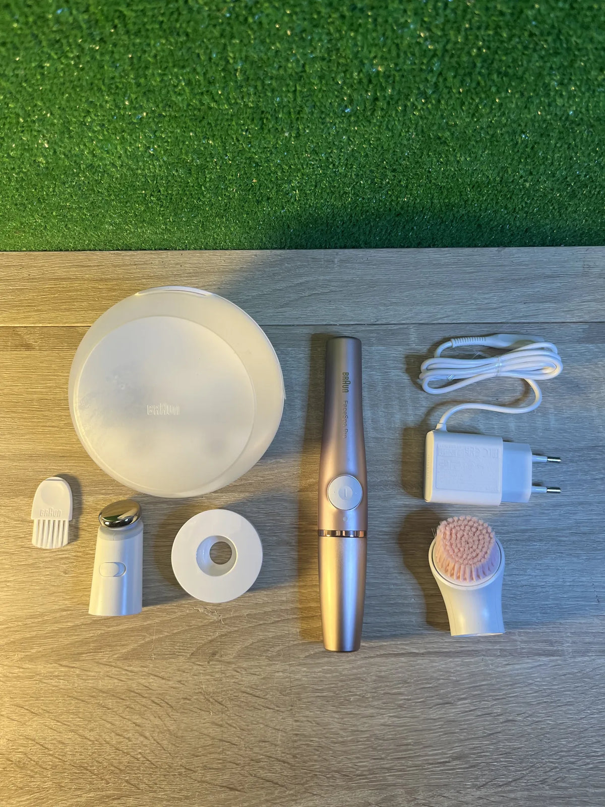 Depiladora Eléctrica Facial Mujer Braun