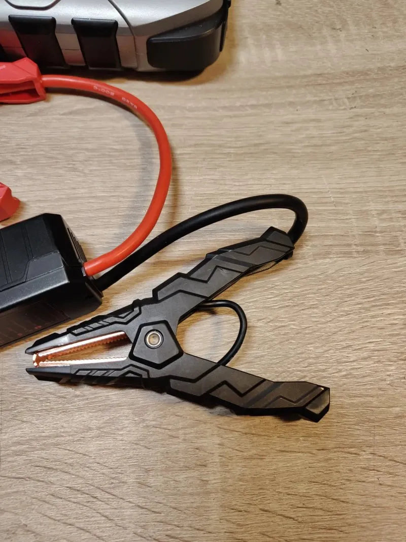 Arrancador de Coches con 65W Carga Rápida UTRAI