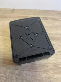 Caja de almacenamiento para llaves Amazon Basics