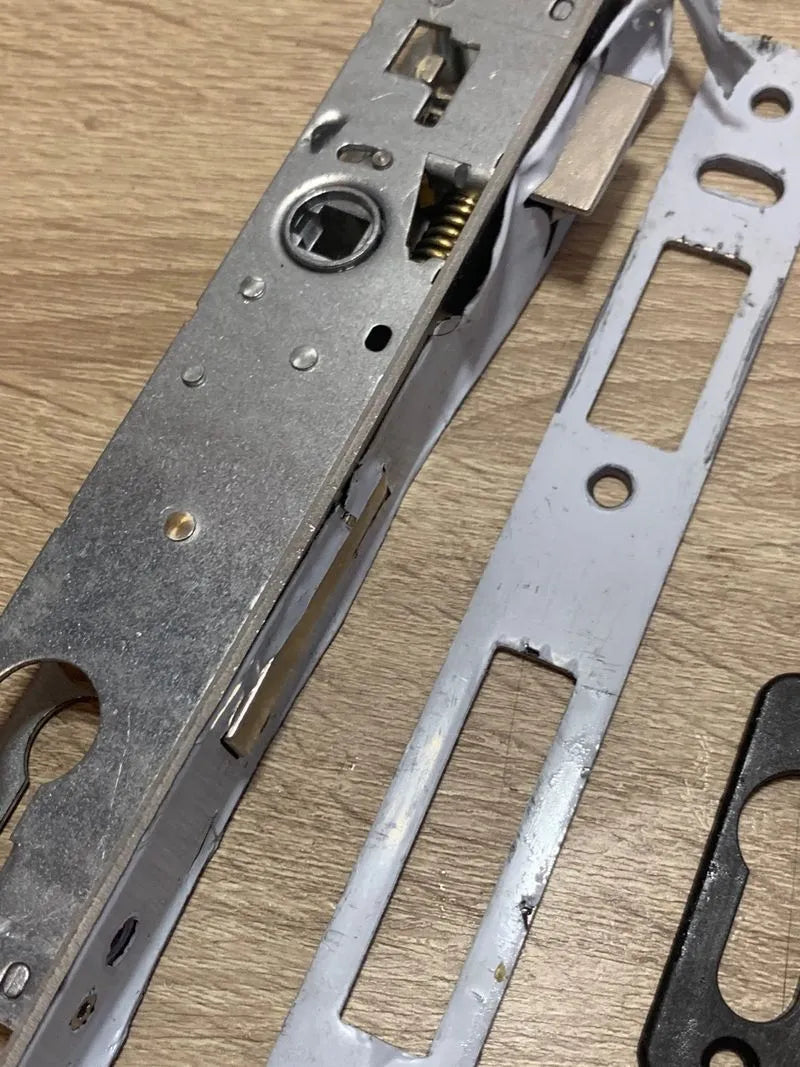 Cerradura Monopunto De Palanca Tesa Assa Abloy