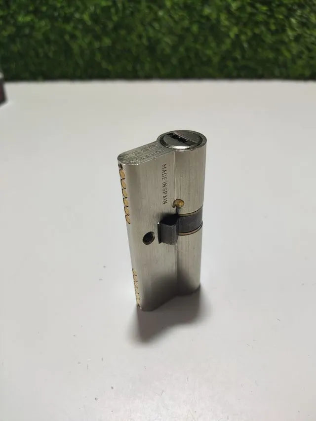 Tesa assa cilindro de alta seguridad