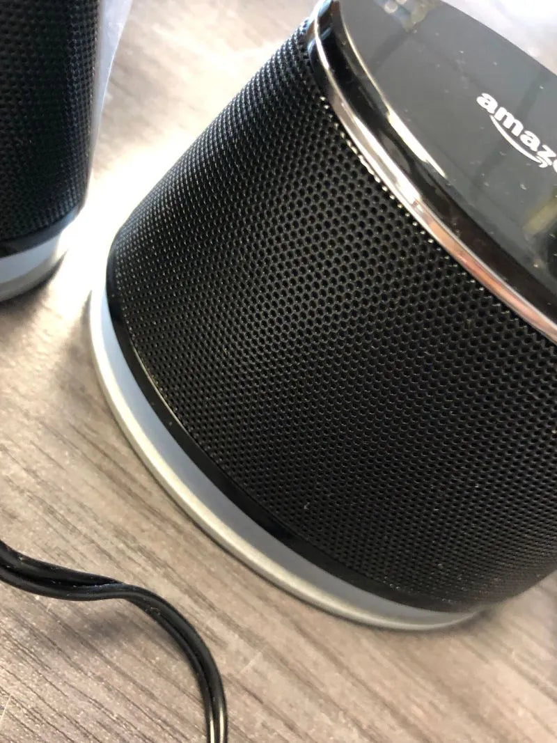 Bocina 2.0 para PC - Amazon Basics