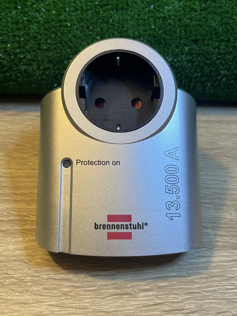 Adaptador enchufe con protección Brennenstuhl