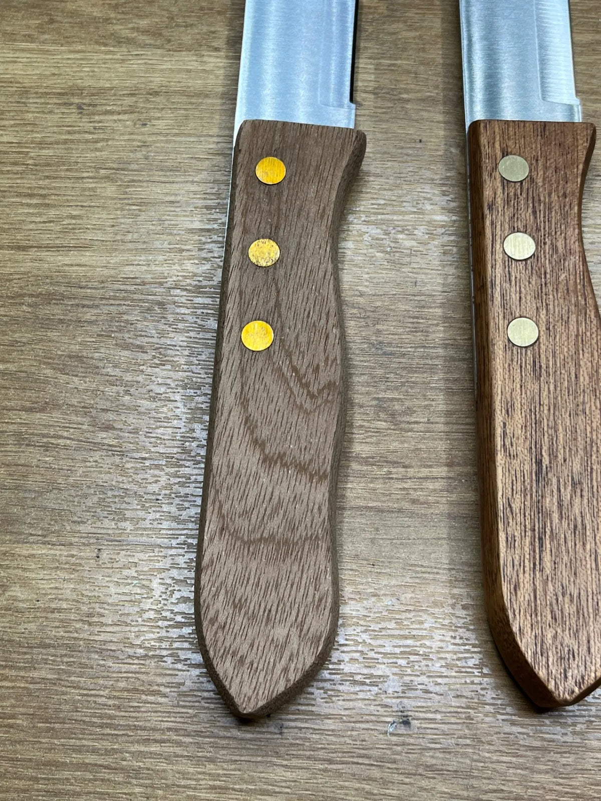 Set de 4 Cuchillos Chuleteros ANGUS