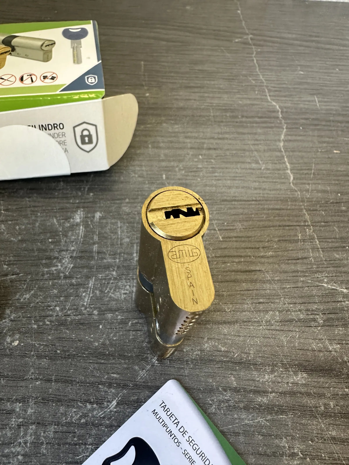 Cilindro de seguridad Amig