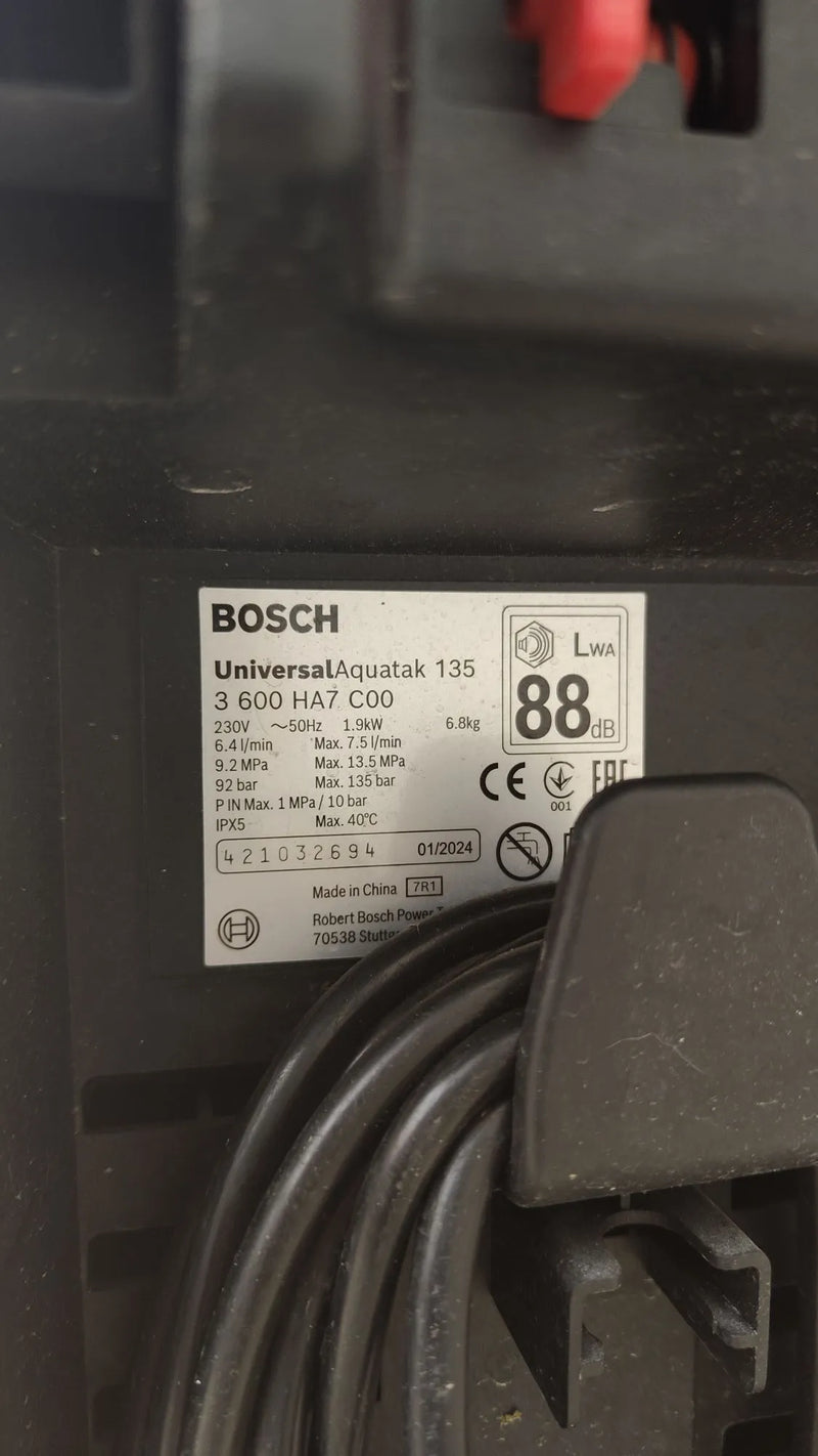 Bosch limpiadora de Alta presión UniversalAquatak 135