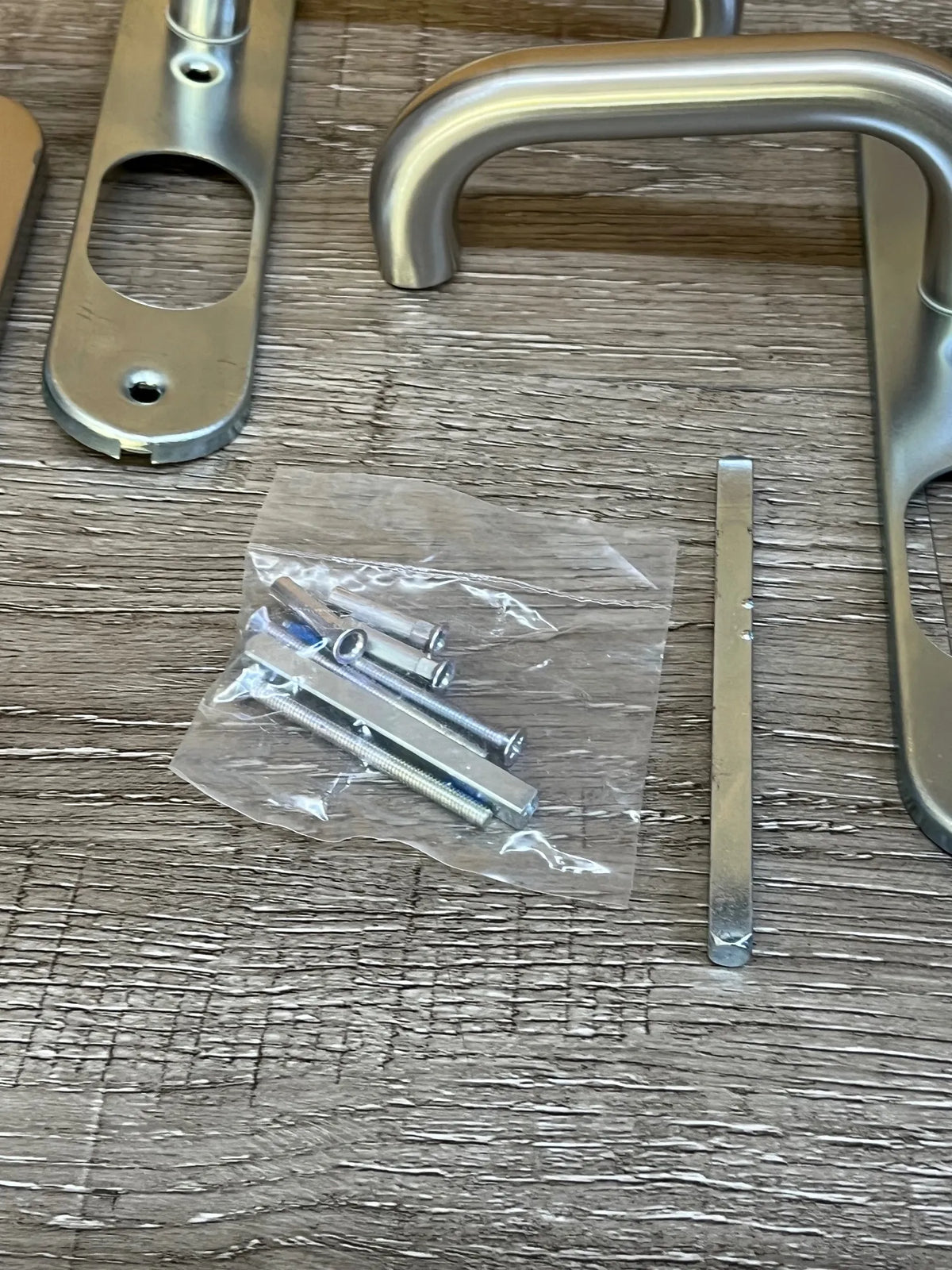 Juego de tiradores de acero inoxidable para puerta Bricard