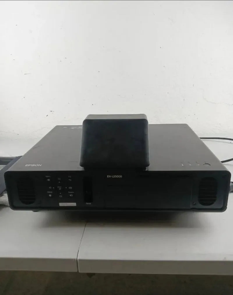 Proyector láser de Distancia ultracorta 4k Epson
