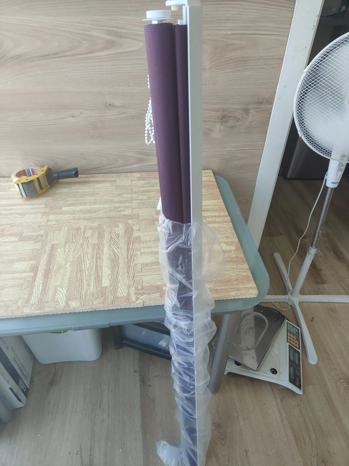 Estor enrollable de doble capa morado