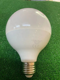 Amazon Basics - Bombilla LED E27