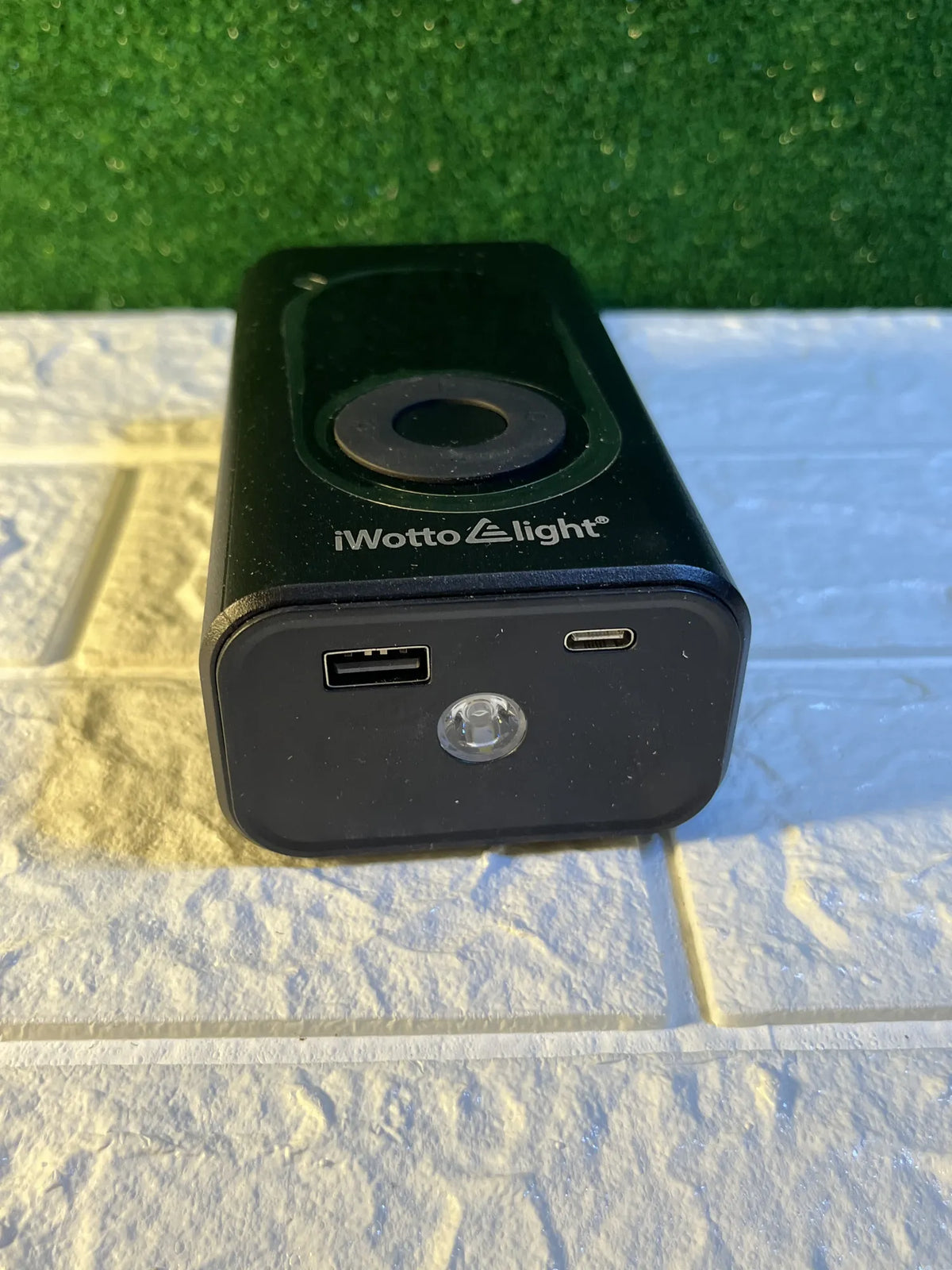 Hinchador Eléctrico portátil + Powerbank iWotto E light