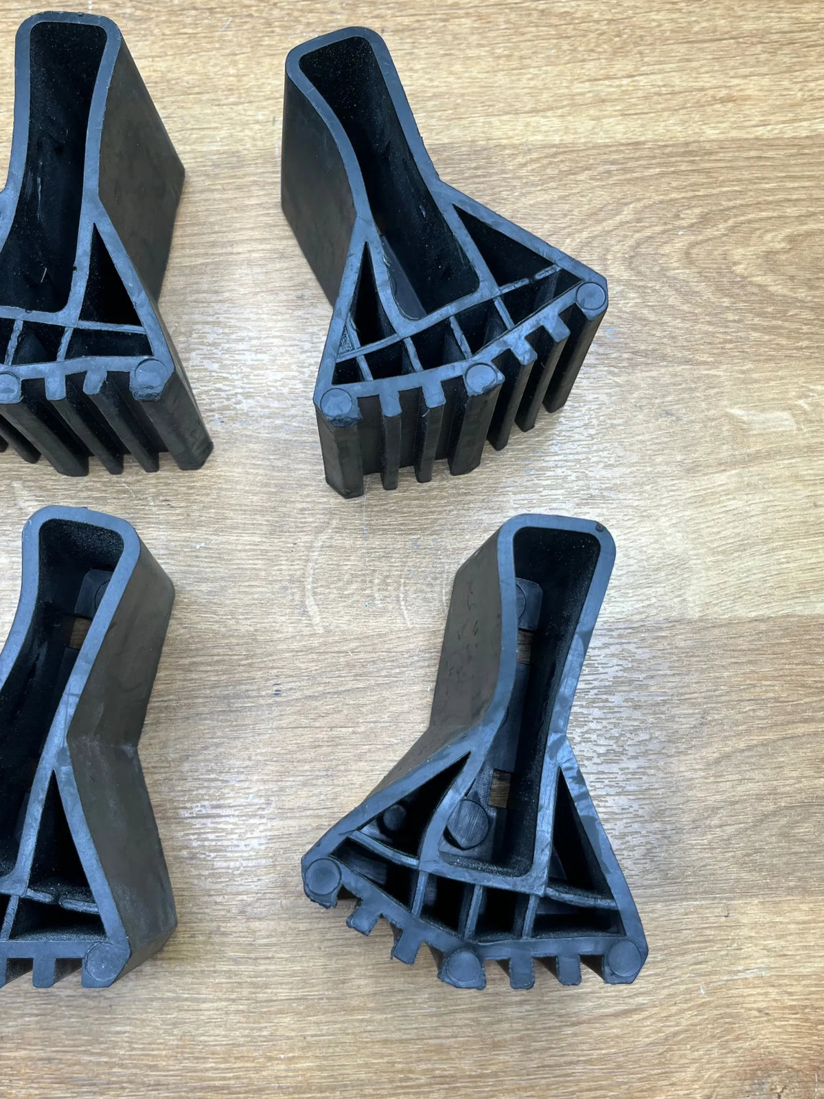 4 Protectores Antideslizantes para Patas de Escalera de Goma