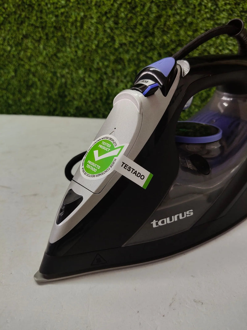 Plancha de Vapor 3000W - TAURUS