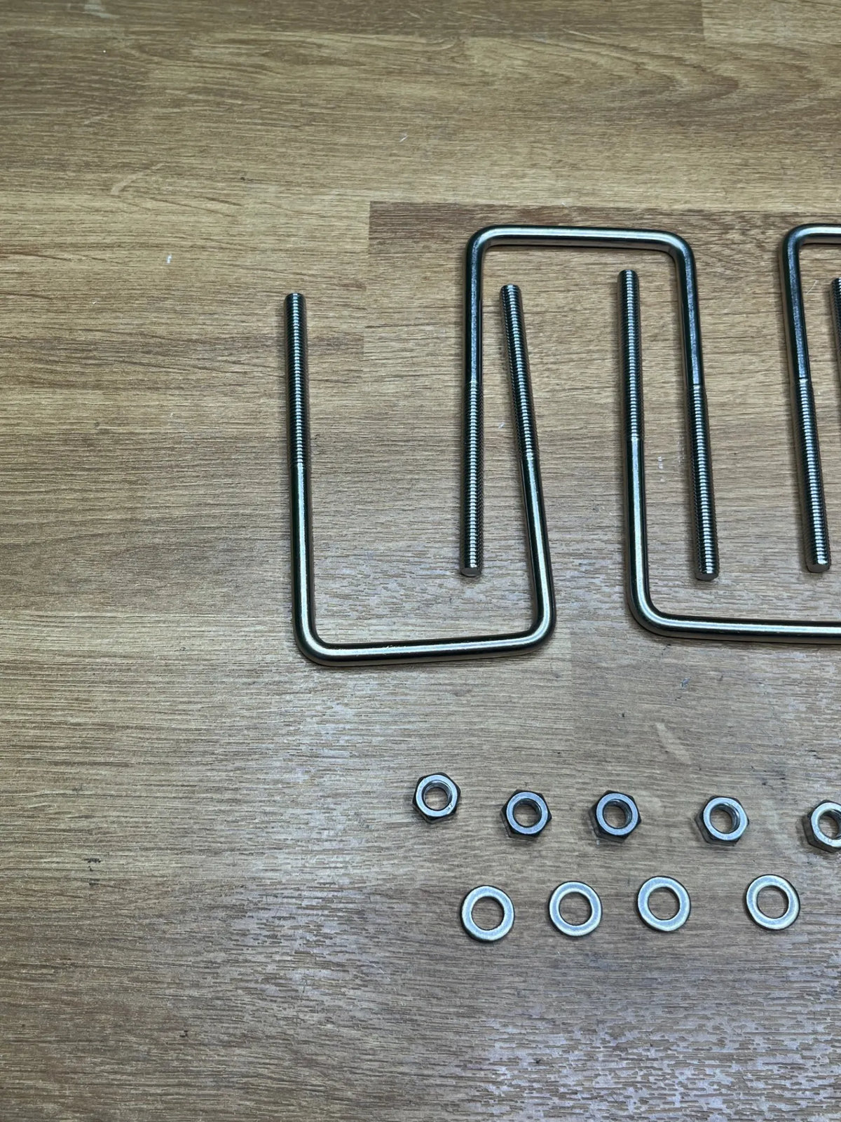 Juego de 4 tornillos en U M6 de 50 x 100 mm